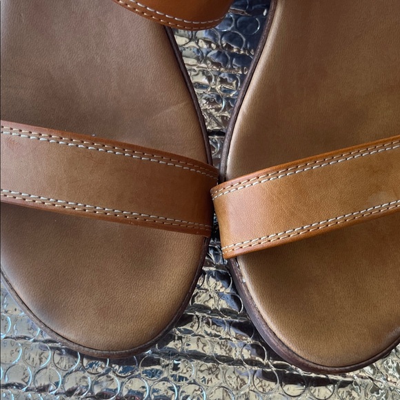 Italian Shoemakers Brown Heeled Sandals - Picture 11 of 11